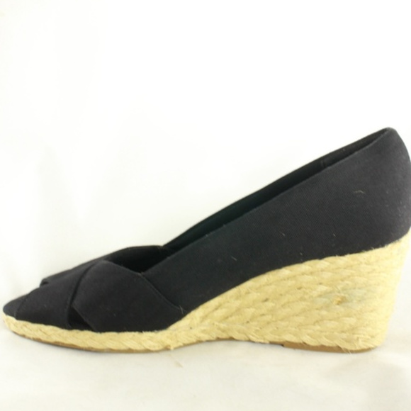 New CHAPS Dakoda Black Canvas Peep Toe Wedges - Picture 7 of 8
